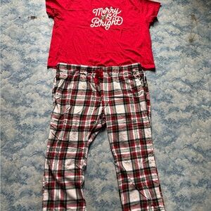 Old Navy Red 'Merry & Bright' Pajama Set with Plaid Pants